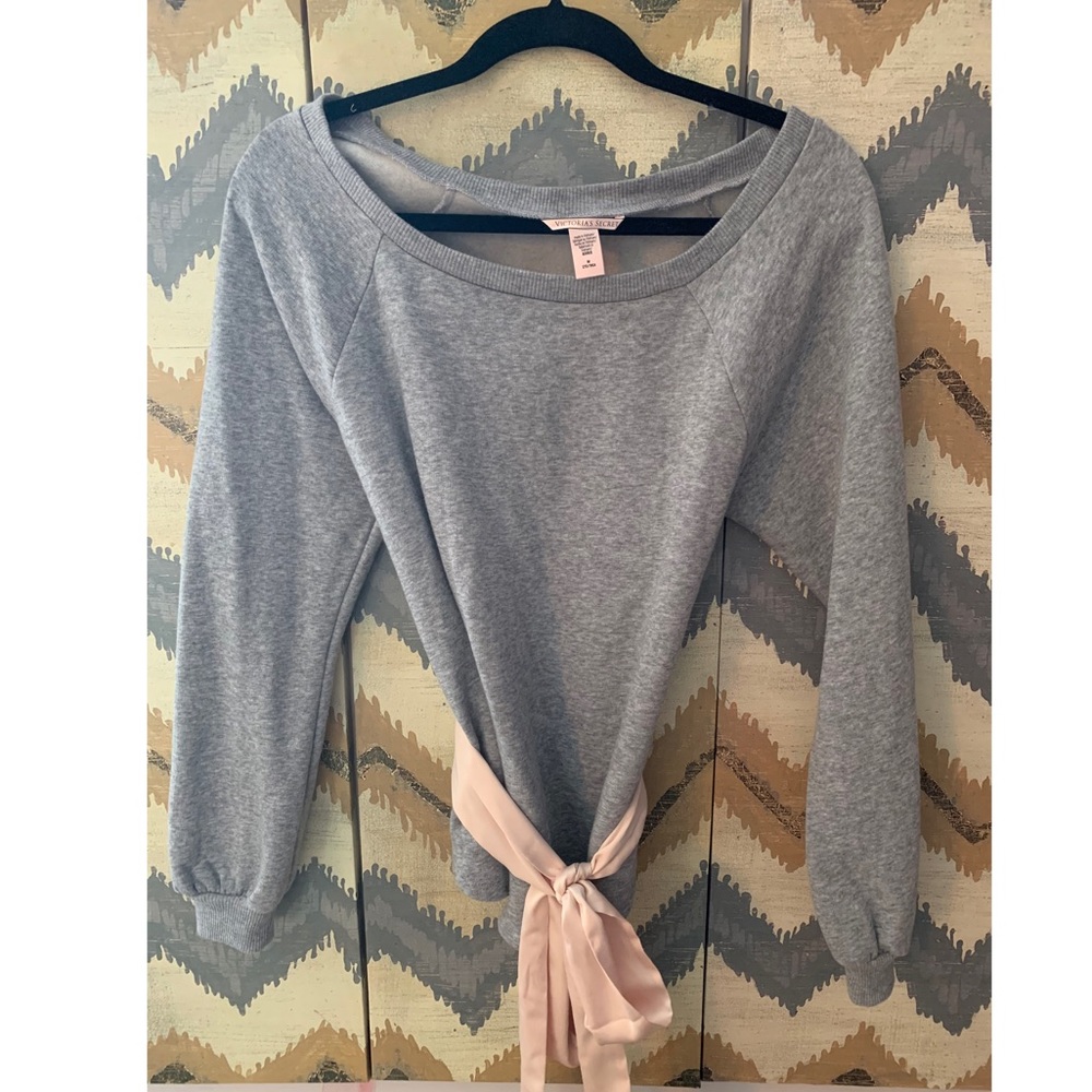 Victoria’s Secret super soft lounge top